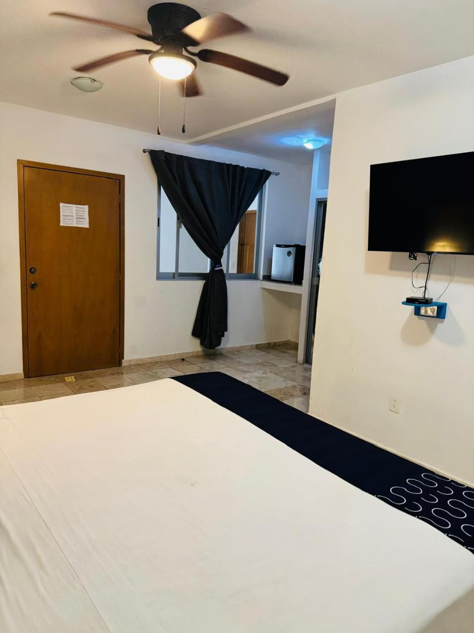 Hotel Punta Esmeralda Плая-дель-Кармен Экстерьер фото